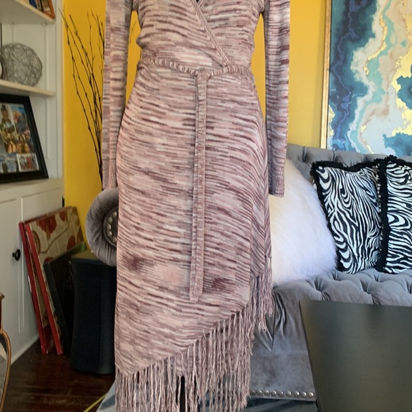 Max and Cleo Sweater Fringe wrap Dress - Picture 3 of 6